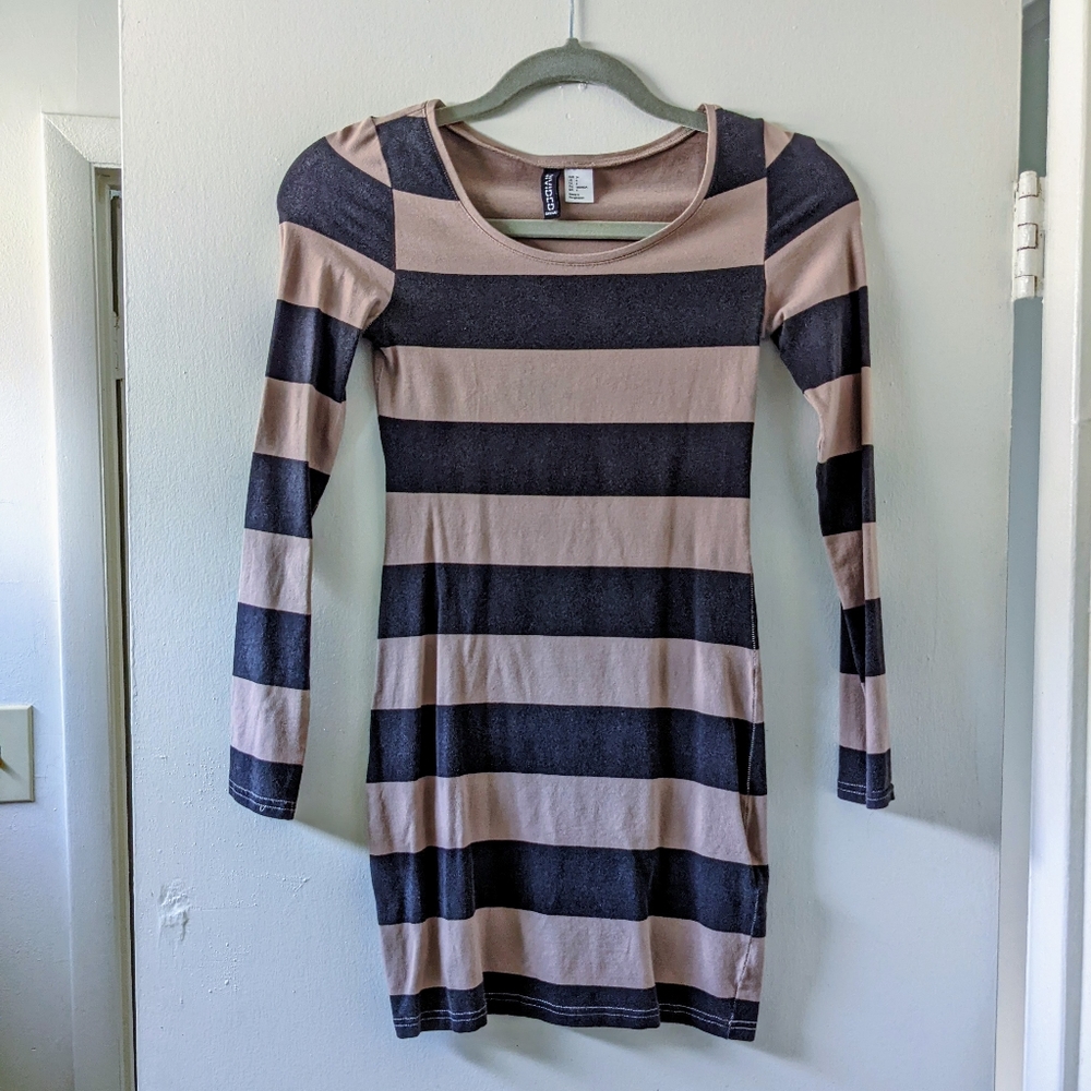 Divided Long Sleeve Bodycon Dress